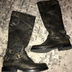 Frye Women’s Veronica Back Zip Boot- Like New